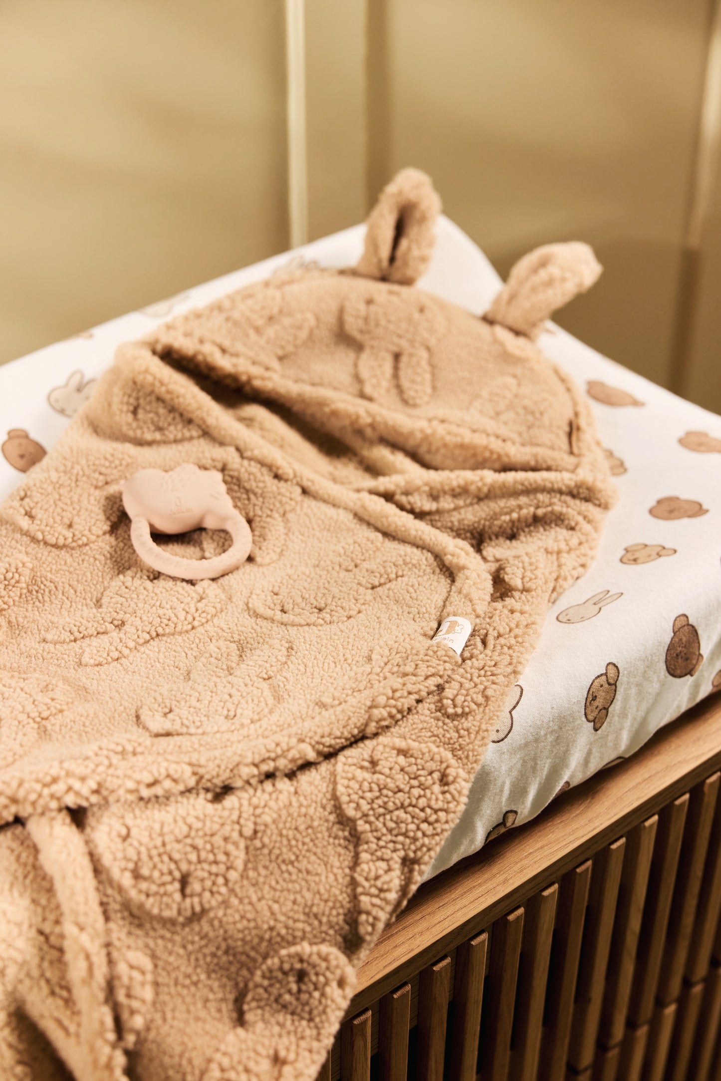 Одеяло за Повиване Jollein Miffy Teddy - Biscuit